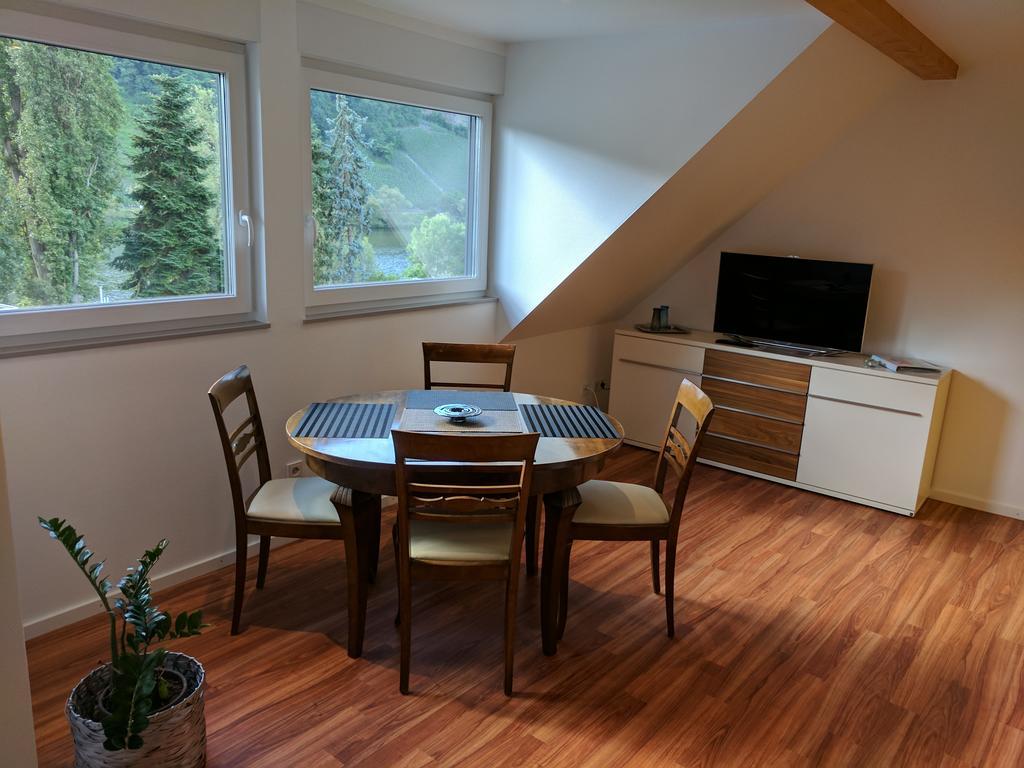Ferienwohnung "Zum Klosterruinenblick" Kröv Esterno foto